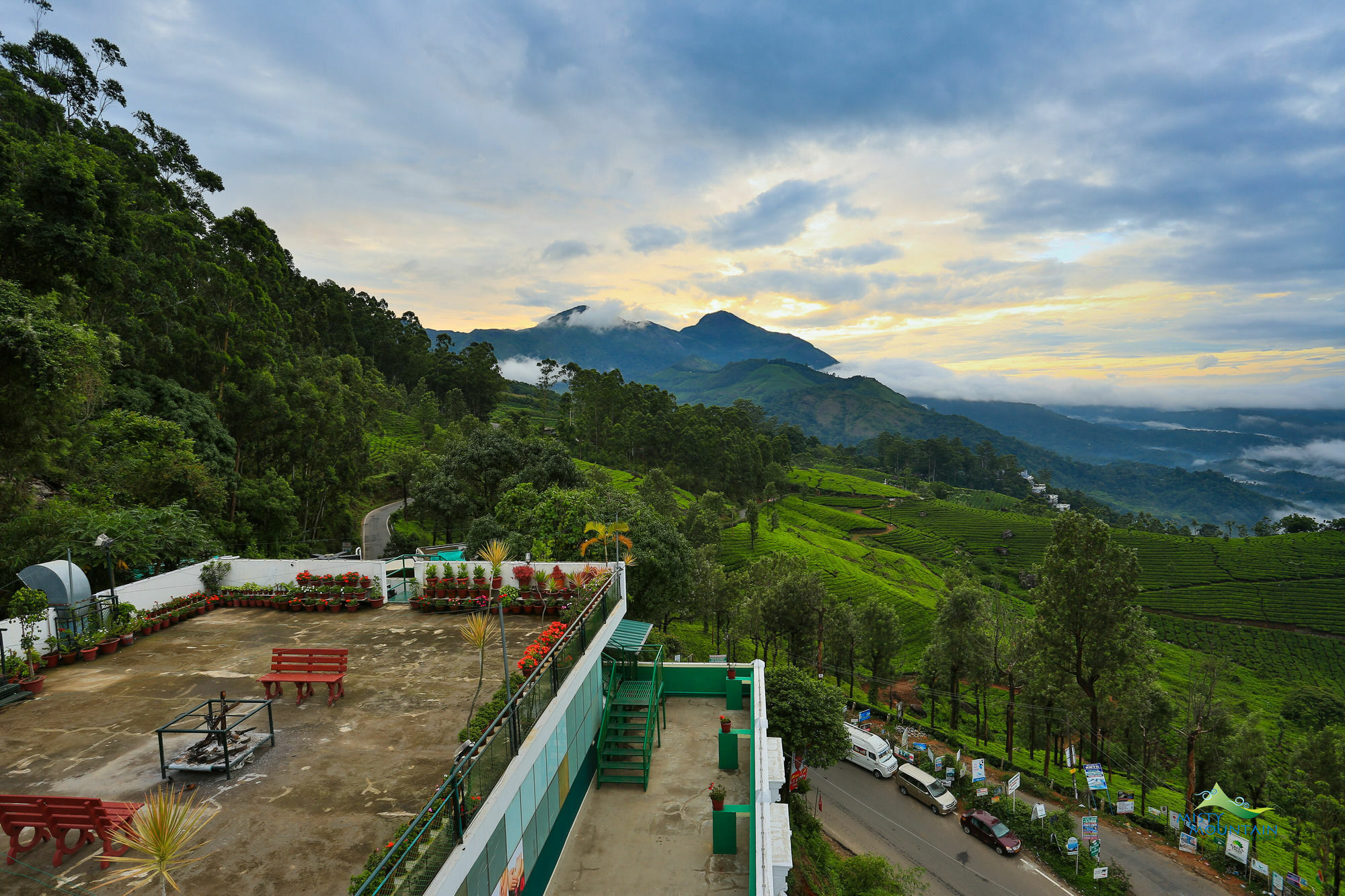 Misty Mountain Resort Munnar Exterior foto